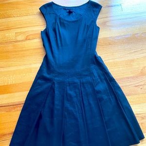 Linen Banana Republic dress